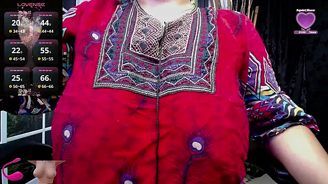 Snapshot of kalpanaaishaa chatting on 11/12/25, 10:04 kalpanaaishaa online show from 11/12/25, 10:04