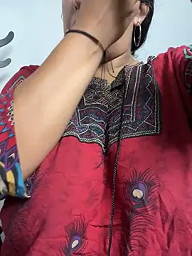 Snapshot of kalpanaaishaa chatting on 04/29/26, 11:36 kalpanaaishaa online show from 04/29/26, 11:36