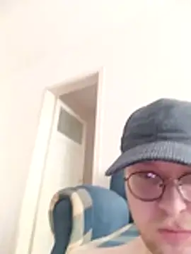 Snapshot of yigitht chatting on 03/08/26, 11:14 yigitht online show from 03/08/26, 11:14