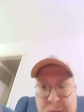 Snapshot of yigitht chatting on 03/09/26, 01:48 yigitht online show from 03/09/26, 01:48