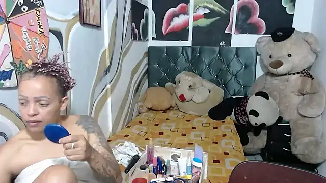 manzanahot9 online show from 01/08/26, 07:27