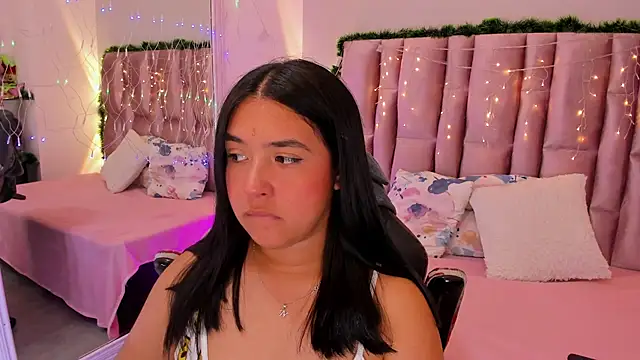 NikyBrookss online show from 12/15/25, 12:20