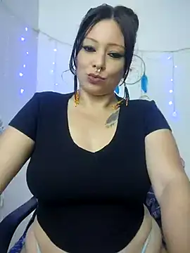 Snapshot of kristal_ktl chatting on 01/08/25, 12:17 kristal ktl online show from 01/08/25, 12:17