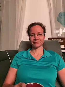 AnnikaRose online show from 01/19/26, 06:50