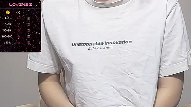 Snapshot of RRUUBBYYY chatting on 04/16/26, 04:35 RRUUBBYYY online show from 04/16/26, 04:35