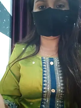 Snapshot of Aishwaryaa_69 chatting on 03/02/25, 09:42 Aishwaryaa 69 online show from 03/02/25, 09:42