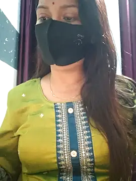 Snapshot of Aishwaryaa_69 chatting on 03/03/25, 02:47 Aishwaryaa 69 online show from 03/03/25, 02:47