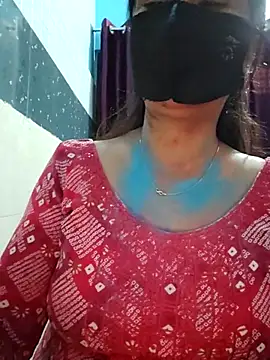 Snapshot of Aishwaryaa_69 chatting on 03/14/25, 08:21 Aishwaryaa 69 online show from 03/14/25, 08:21