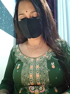 Snapshot of Aishwaryaa_69 chatting on 03/16/25, 09:05 Aishwaryaa 69 online show from 03/16/25, 09:05