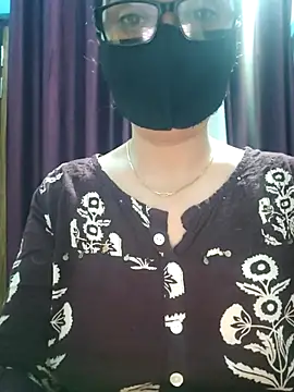 Aishwaryaa 69 online show from 10/12/25, 04:22