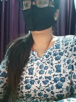 Snapshot of Aishwaryaa_69 chatting on 12/03/25, 07:49 Aishwaryaa 69 online show from 12/03/25, 07:49