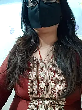 Aishwaryaa 69 online show from 03/06/26, 08:55