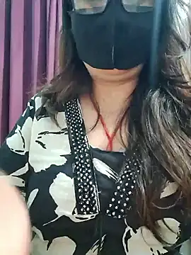 Aishwaryaa 69 online show from 03/21/26, 09:36