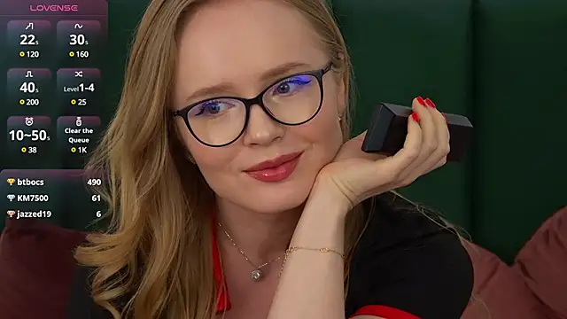 Chloe Richardson online show from 02/27/25, 04:32