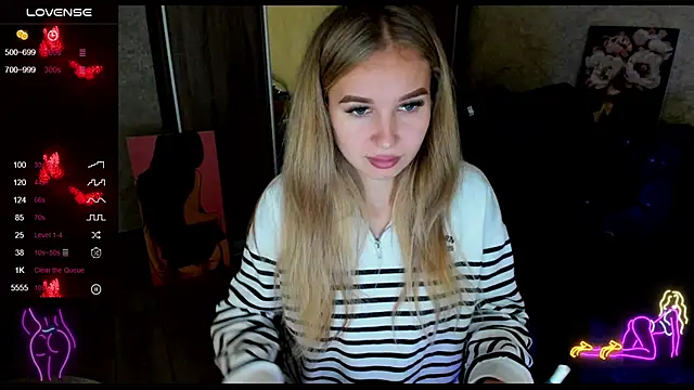  NigoNika online show from 12/08/24, 01:58