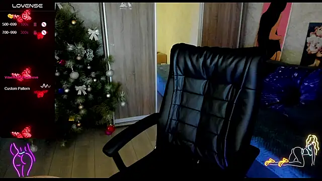  NigoNika online show from 12/23/24, 01:35