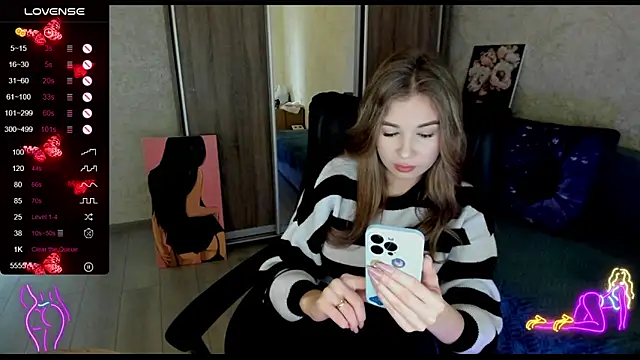  NigoNika online show from 01/23/25, 12:30