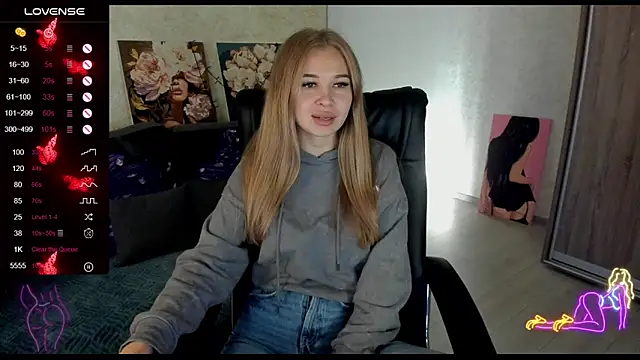  NigoNika online show from 11/04/25, 12:48