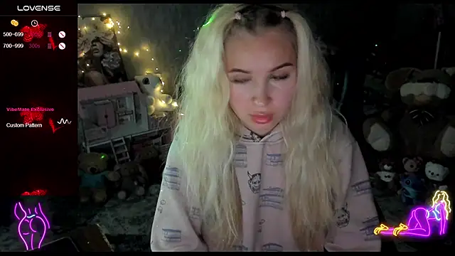 Snapshot of _NigoNika chatting on 04/22/26, 07:37 NigoNika online show from 04/22/26, 07:37