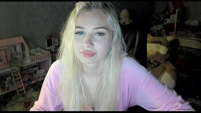 Snapshot of _NigoNika chatting on 04/25/26, 07:55 NigoNika online show from 04/25/26, 07:55