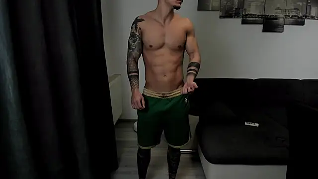 Snapshot of Richarddarell1 chatting on 09/09/25, 05:29 Richarddarell1 online show from 09/09/25, 05:29