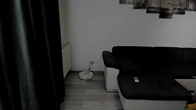 Snapshot of Richarddarell1 chatting on 10/04/25, 04:43 Richarddarell1 online show from 10/04/25, 04:43