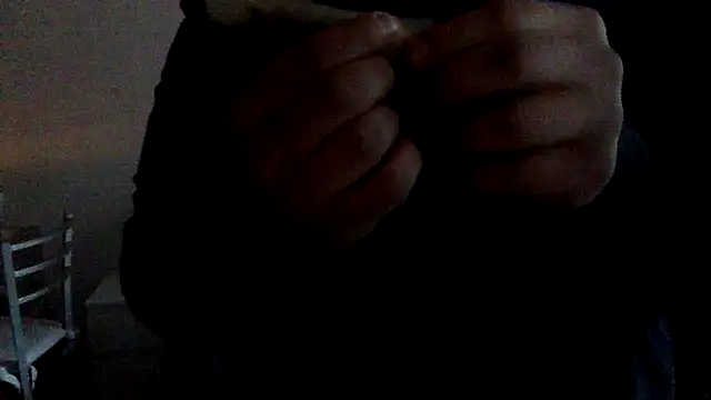 Snapshot of Gladiator_3 chatting on 12/25/24, 03:17 Gladiator 3 online show from 12/25/24, 03:17