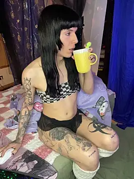 giuli zerozero online show from 11/26/25, 07:37