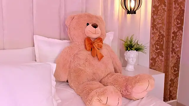 bonniekim  online show from 03/06/25, 02:18