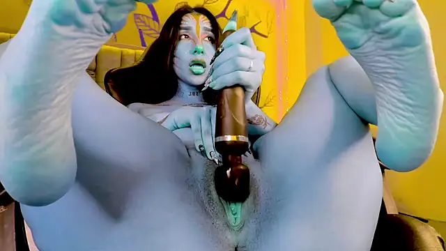 Leiaa  online show from 12/28/24, 07:22