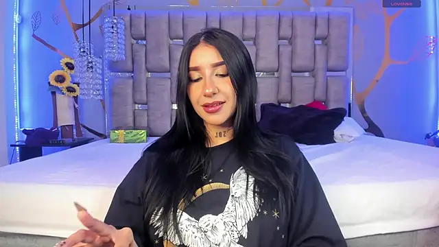 Leiaa  online show from 01/04/25, 11:59