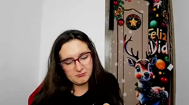 Snapshot of Sweet-Suck69 chatting on 12/27/24, 06:14 Sweet-Suck69 online show from 12/27/24, 06:14