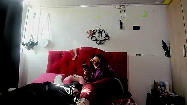 Snapshot of Sweet-Suck69 chatting on 01/04/25, 08:27 Sweet-Suck69 online show from 01/04/25, 08:27