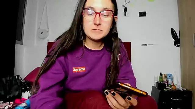 Snapshot of Sweet-Suck69 chatting on 01/05/25, 06:56 Sweet-Suck69 online show from 01/05/25, 06:56