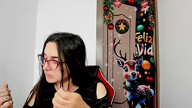 Snapshot of Sweet-Suck69 chatting on 01/23/25, 08:24 Sweet-Suck69 online show from 01/23/25, 08:24