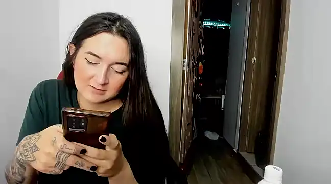 Snapshot of Sweet-Suck69 chatting on 01/28/25, 11:17 Sweet-Suck69 online show from 01/28/25, 11:17