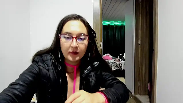 Snapshot of Sweet-Suck69 chatting on 02/14/25, 05:51 Sweet-Suck69 online show from 02/14/25, 05:51