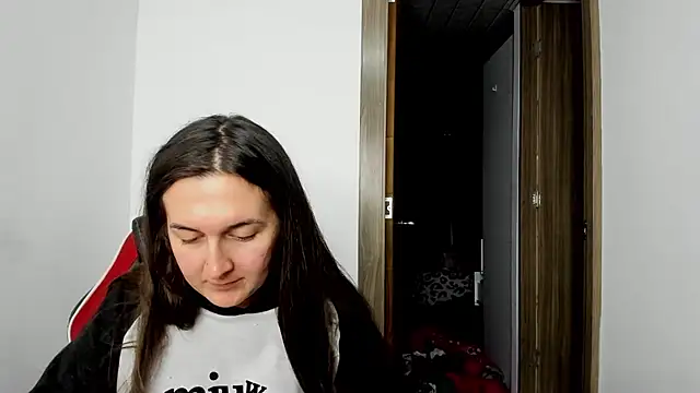 Snapshot of Sweet-Suck69 chatting on 02/21/25, 09:02 Sweet-Suck69 online show from 02/21/25, 09:02