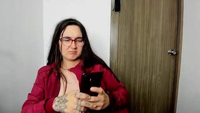 Snapshot of Sweet-Suck69 chatting on 02/24/25, 10:59 Sweet-Suck69 online show from 02/24/25, 10:59