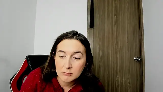 Snapshot of Sweet-Suck69 chatting on 03/01/25, 01:32 Sweet-Suck69 online show from 03/01/25, 01:32