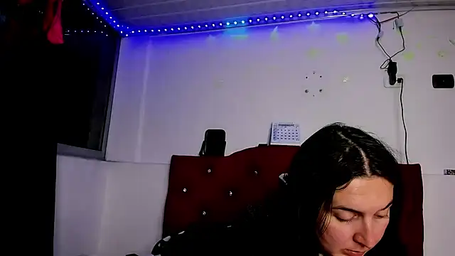 Snapshot of Sweet-Suck69 chatting on 03/12/25, 07:02 Sweet-Suck69 online show from 03/12/25, 07:02