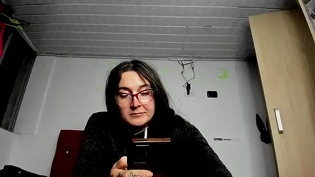 Snapshot of Sweet-Suck69 chatting on 03/13/25, 01:43 Sweet-Suck69 online show from 03/13/25, 01:43