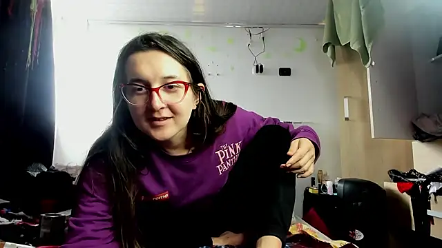 Snapshot of Sweet-Suck69 chatting on 03/20/25, 06:53 Sweet-Suck69 online show from 03/20/25, 06:53