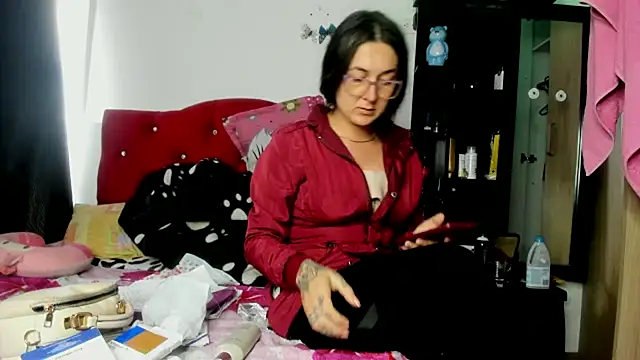 Snapshot of Sweet-Suck69 chatting on 10/20/25, 08:53 Sweet-Suck69 online show from 10/20/25, 08:53