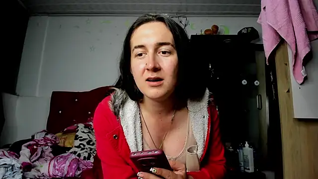 Snapshot of Sweet-Suck69 chatting on 11/18/25, 01:22 Sweet-Suck69 online show from 11/18/25, 01:22