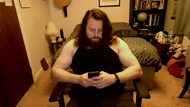 Snapshot of Hairy_Guy30 chatting on 12/16/25, 07:08 Hairy Guy30 online show from 12/16/25, 07:08