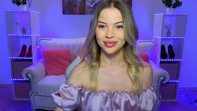 EmmyMills online show from 01/09/26, 08:54