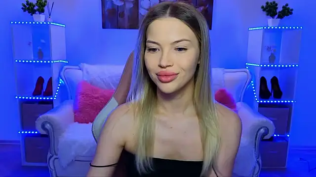 EmmyMills online show from 01/12/26, 09:53