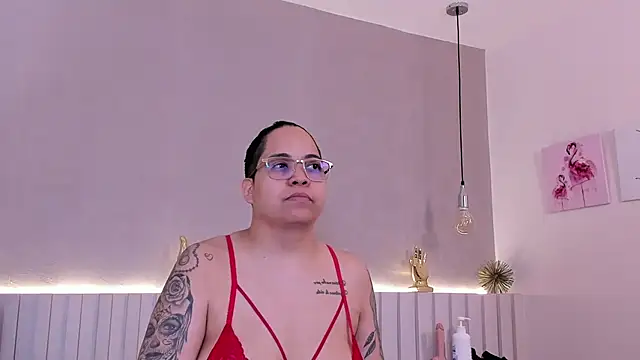 Snapshot of naughtylesbians__ chatting on 10/08/25, 02:31 naughtylesbians   online show from 10/08/25, 02:31