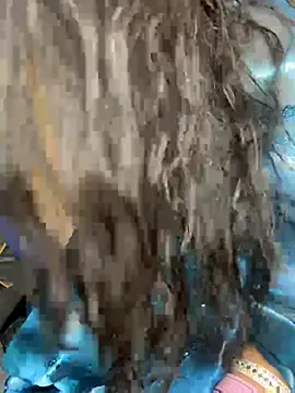 Snapshot of Cute-Russian chatting on 09/11/25, 04:23 Cute-Russian online show from 09/11/25, 04:23